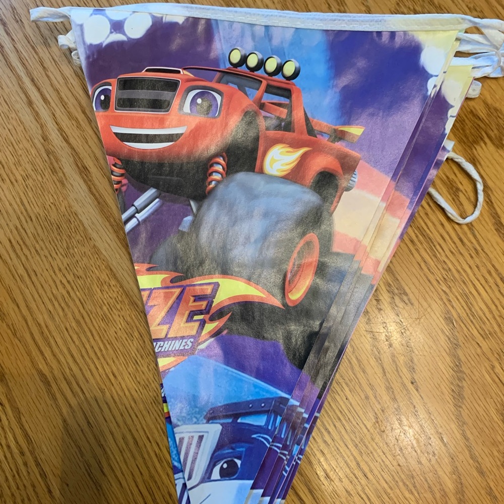 Blaze and the Monster Machines party decorations